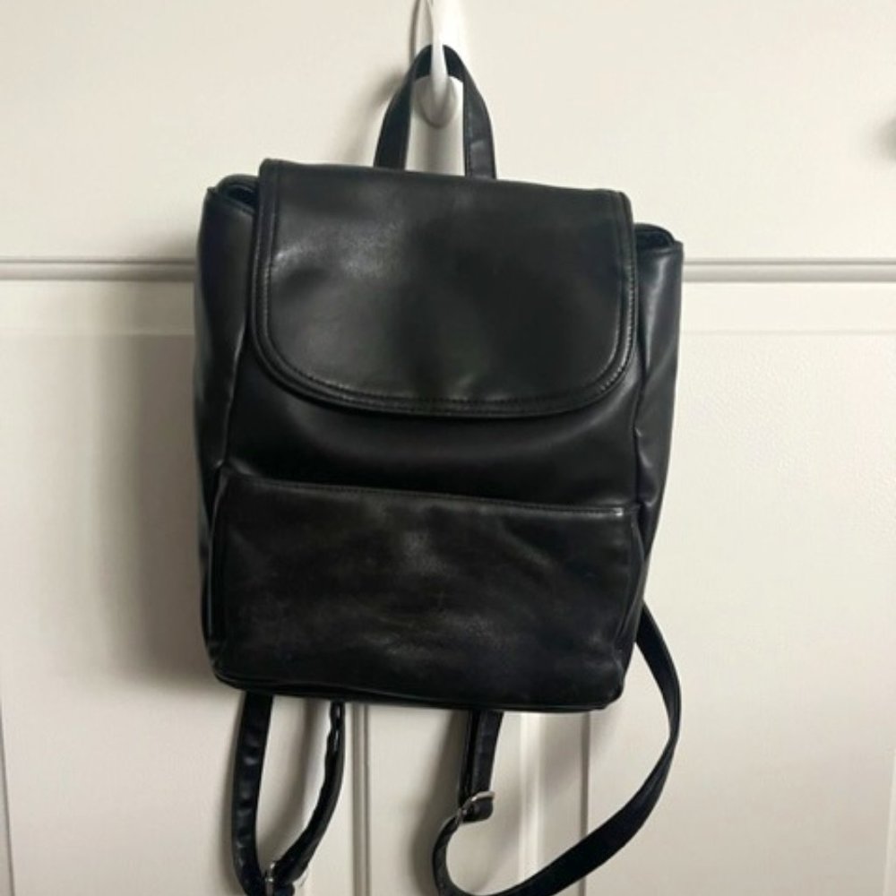 GENUINE BLACK LEATHER BACKPACK